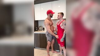 Jett Wayne Blowing YesBrawn - Gay Porn