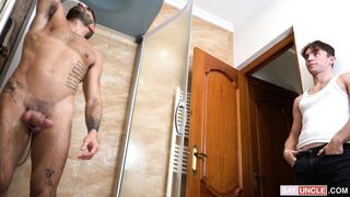 EuroPeenz - Johnny Viper The Occitan Prince - Shower Show - Gay Porn