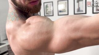 muscle worship session with hairy guy - Gay Porn Video